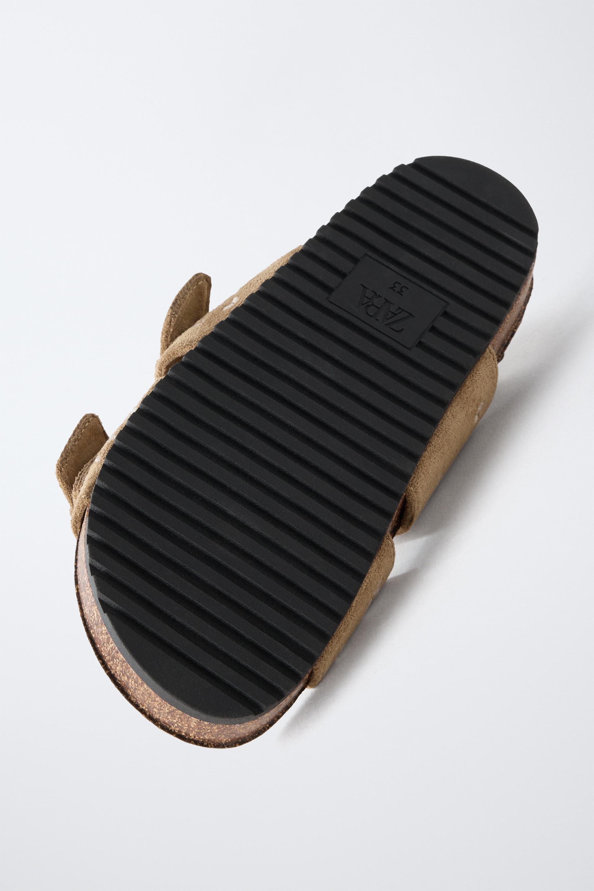 EMBROIDERED DOUBLE STRAP SANDALS